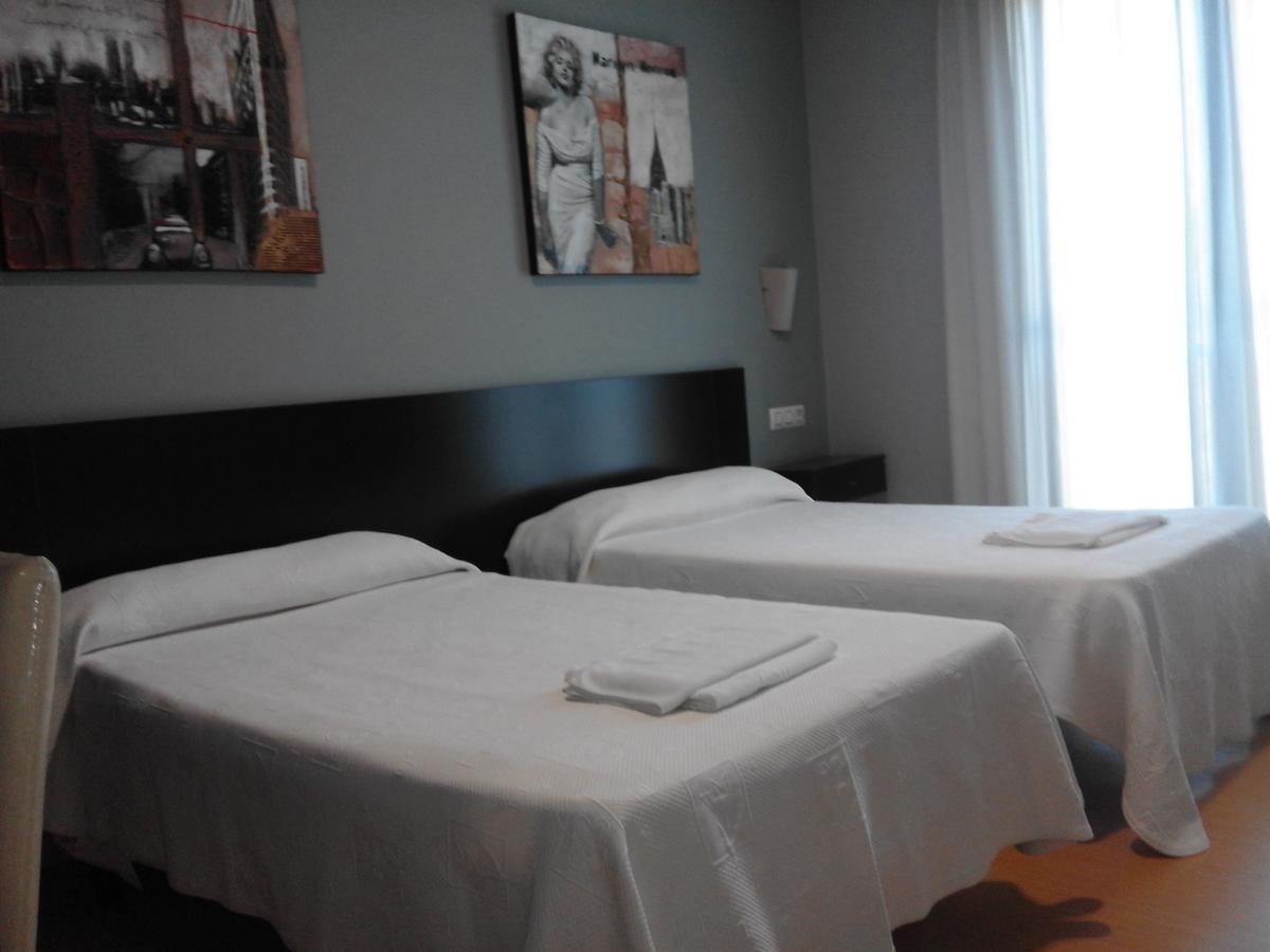 Hostal Restaurante Vial Ourense Kültér fotó