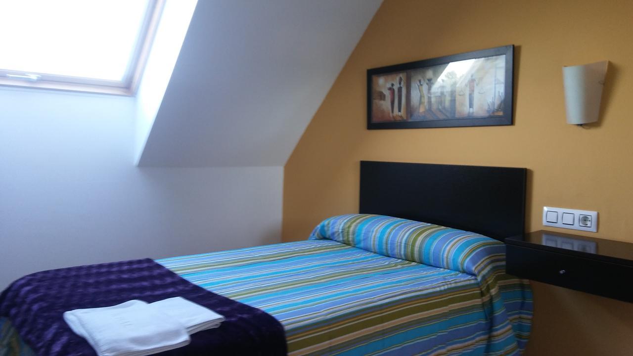 Hostal Restaurante Vial Ourense Kültér fotó