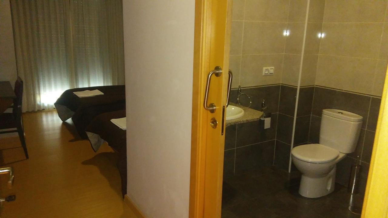 Hostal Restaurante Vial Ourense Kültér fotó